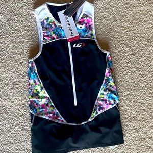 LG Garneau cycling, running or triathlon top- Medium